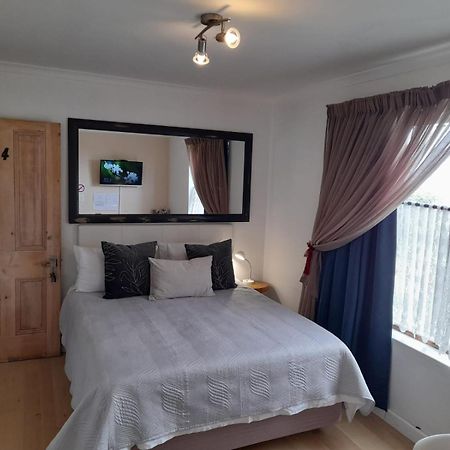 Fijnbos Guesthouse Найсне Экстерьер фото